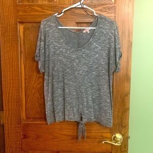 Juicy Couture gray marled tie front tee. Size M
